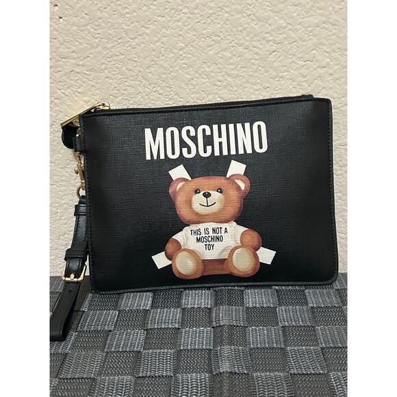 Moschino Teddy Bear Wristlet Designer Black Leather Wallet Purse Made in Italy